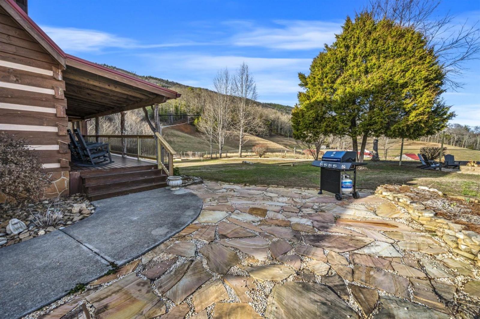 Hidden Star Hideaway-Blackberry Farm-Smoky Mtn Nat Park-Hot Tub- Fire Pit- Fenced Yard- Pet Friendly Walland Exterior foto